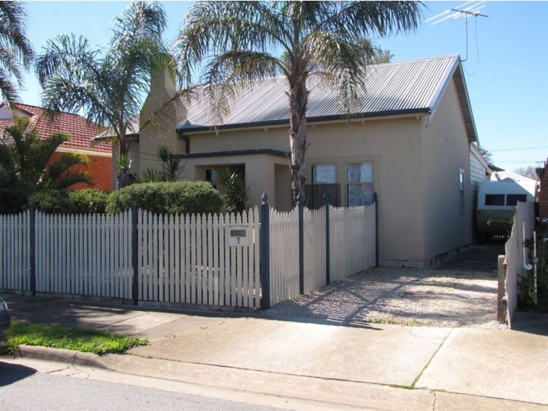 7 Manuel Street, Hendon SA 5014