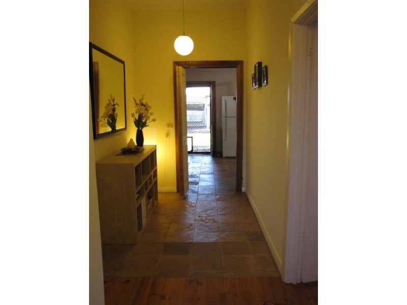 7 Manuel Street, Hendon SA 5014