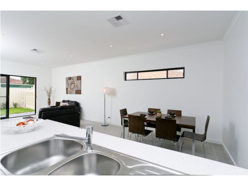 22b Stoneybrook Dr, Paradise SA 5075