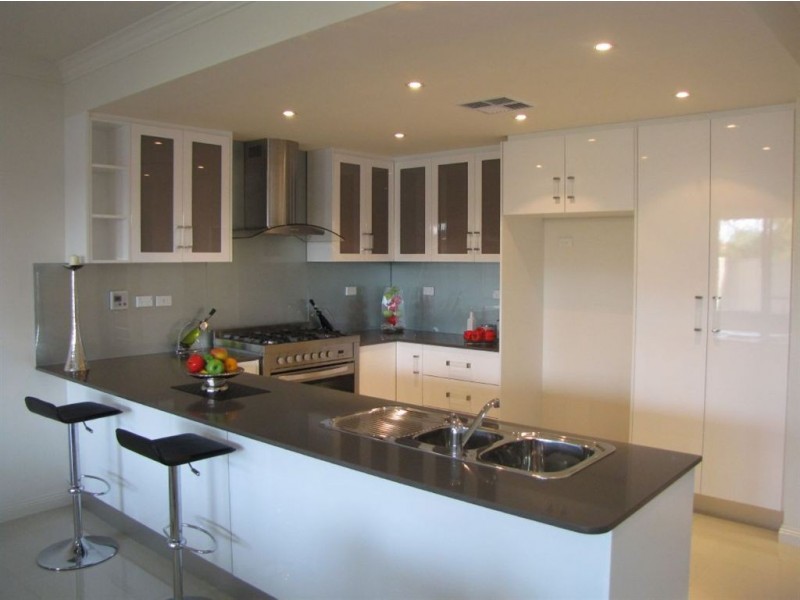 10 Centenary Avenue, Findon SA 5023