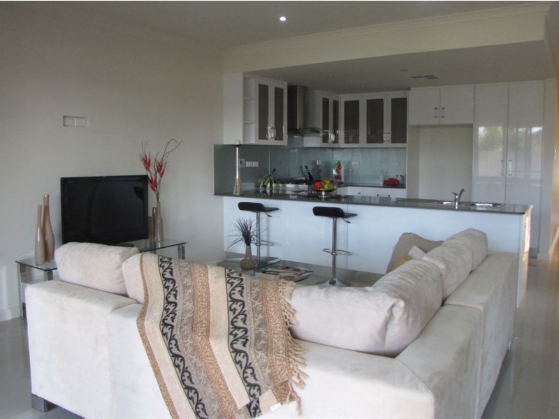 10 Centenary Avenue, Findon SA 5023