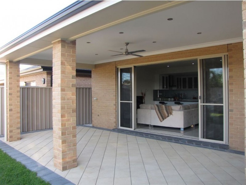 10 Centenary Avenue, Findon SA 5023