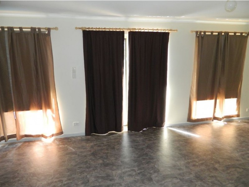 11 Claxton Way, Burton SA 5110