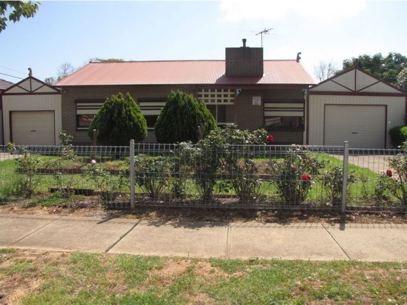 36 Fourth Ave, Woodville Gardens SA 5012
