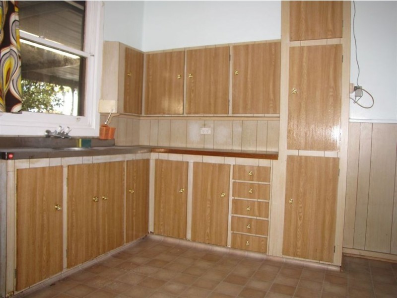 36 Fourth Ave, Woodville Gardens SA 5012