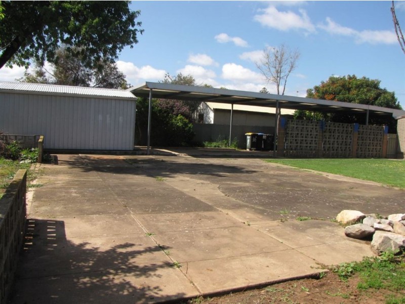 36 Fourth Ave, Woodville Gardens SA 5012