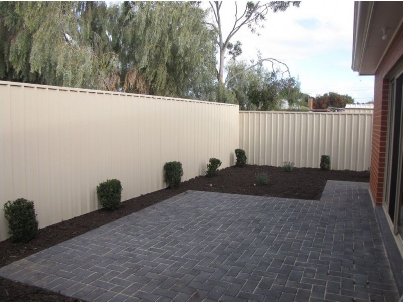 4 Heron Place, Seaton SA 5023