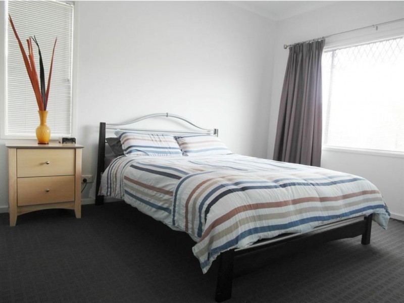 24 Warren Street, Angle Park SA 5010