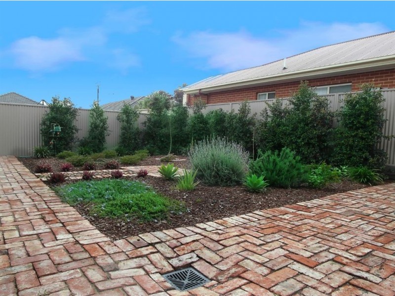 24 Warren Street, Angle Park SA 5010