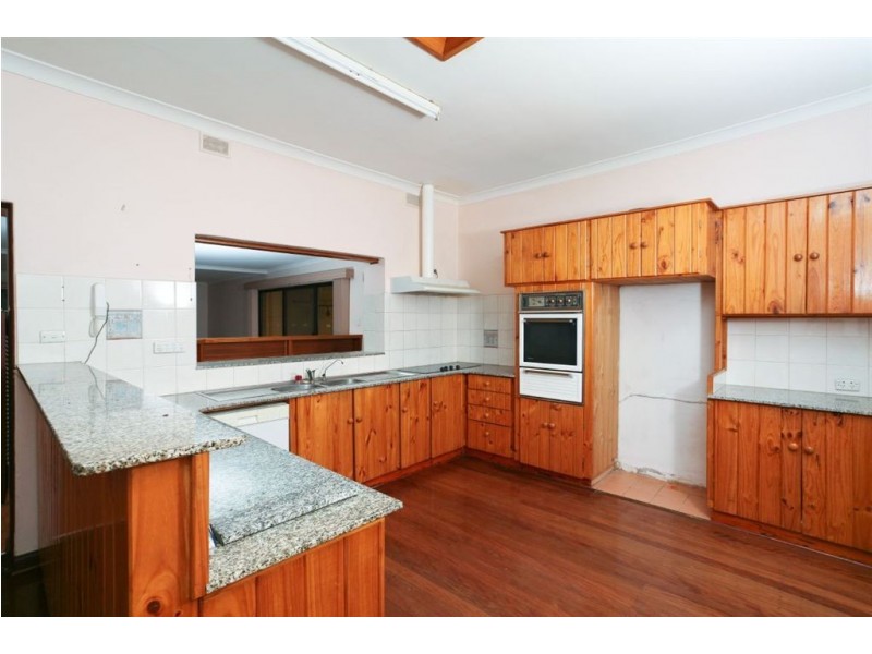 32 Crossley Avenue, Croydon Park SA 5008