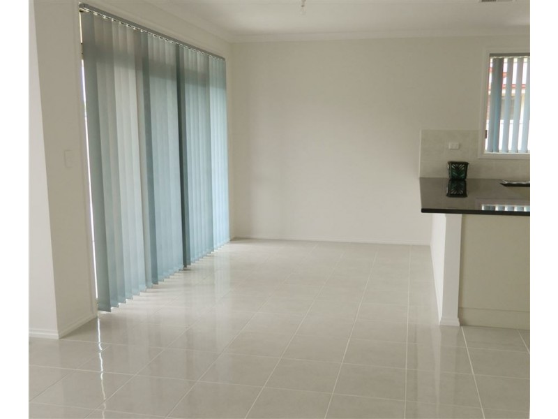 2 Central Court, Mansfield Park SA 5012