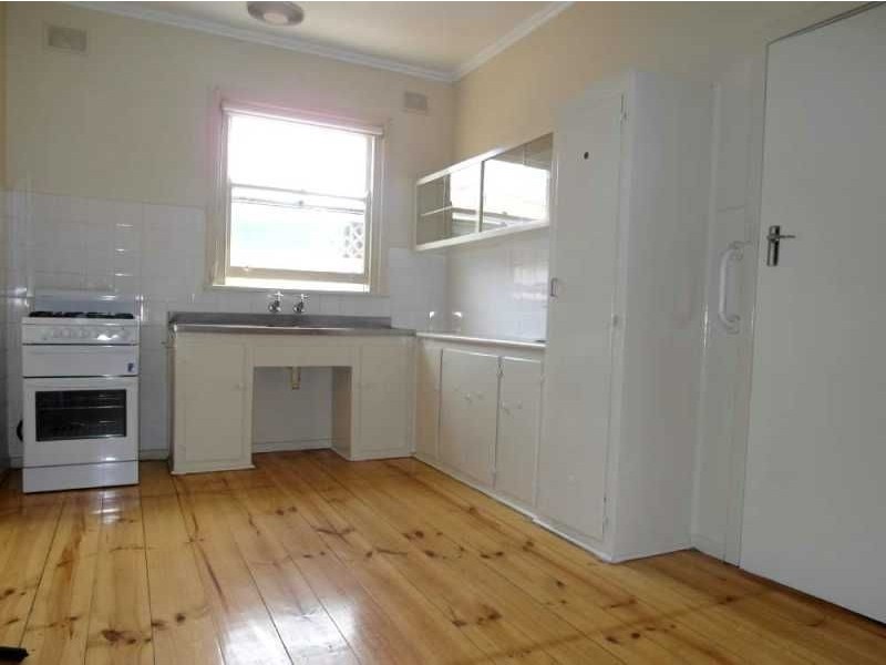 40 Lewis Crescent, Woodville West SA 5011