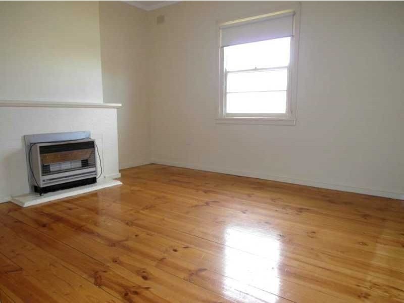 40 Lewis Crescent, Woodville West SA 5011