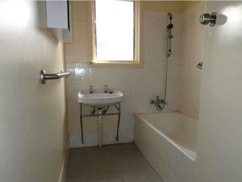 40 Lewis Crescent, Woodville West SA 5011