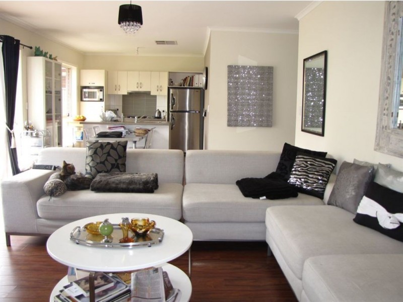 13A Hamley Cres, Mansfield Park SA 5012