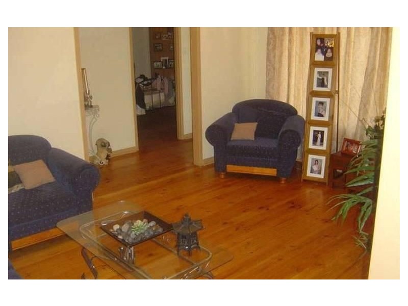 13 Bunburra St, Para Hills West SA 5096