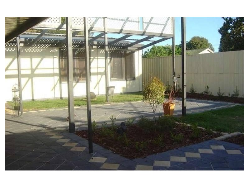13 Bunburra St, Para Hills West SA 5096