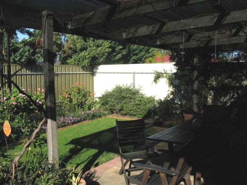 21 Hector Street, Seaton SA 5023