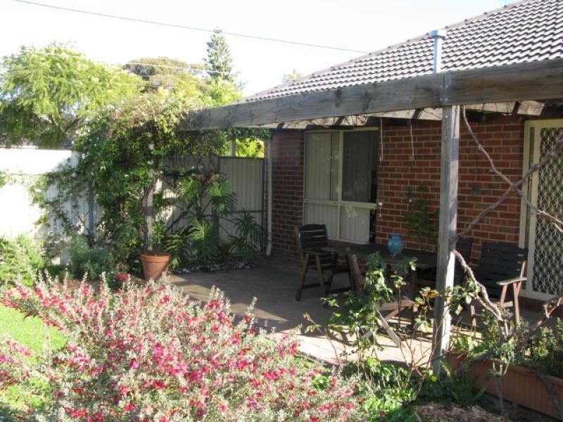 21 Hector Street, Seaton SA 5023