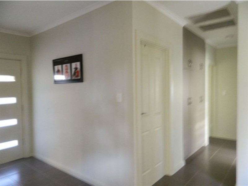 35 Steventon Drive, Banksia Park SA 5091