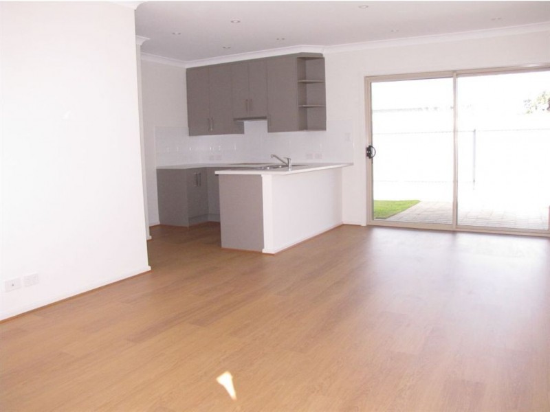 2 A, B, C Cradock Tce, Taperoo SA 5017