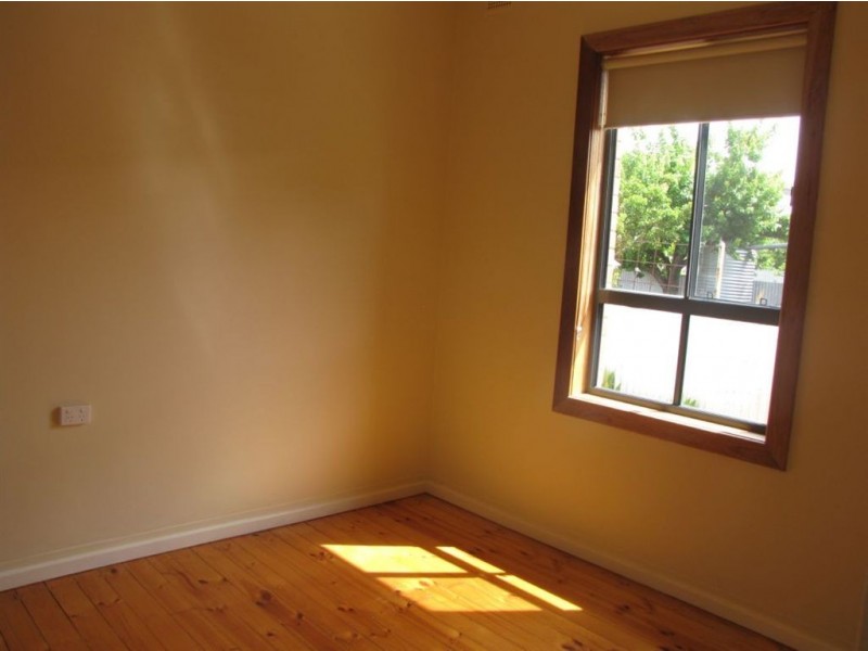 11 Oswald, Croydon Park SA 5008