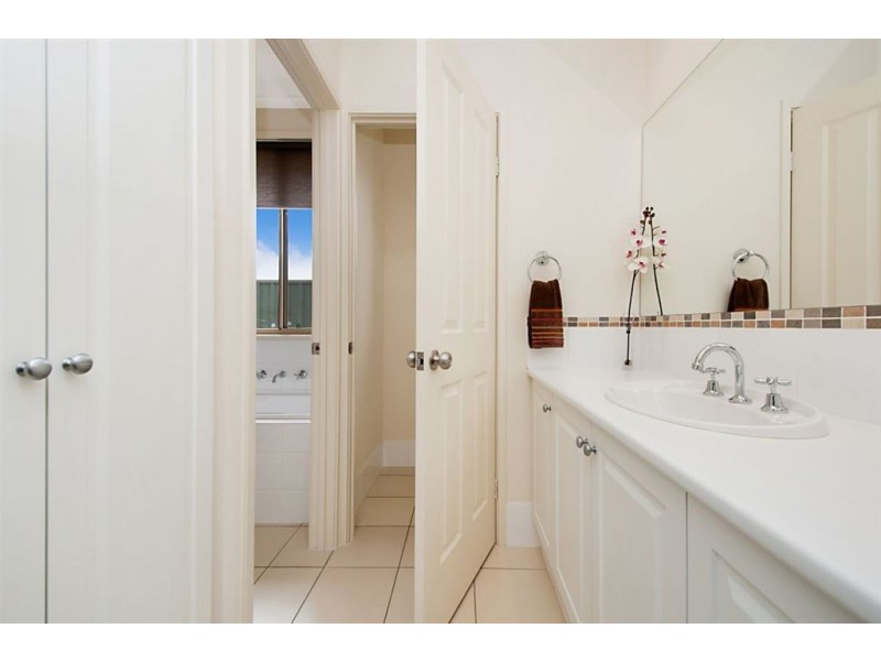 1 Emerald Blvd, Aldinga Beach SA 5173