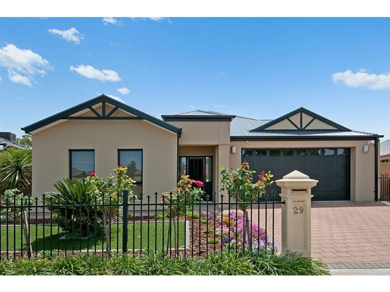 29 Hamley Crescent, Mansfield Park SA 5012