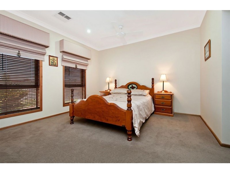 29 Hamley Crescent, Mansfield Park SA 5012