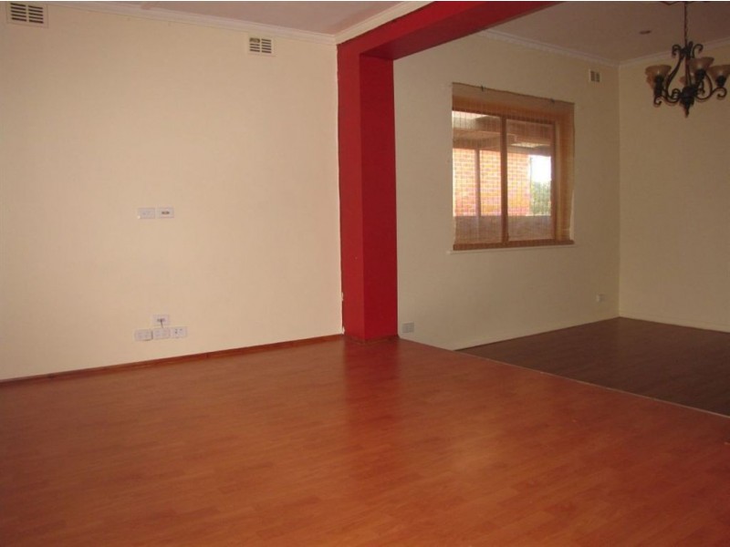 6 Harcourt, Mansfield Park SA 5012