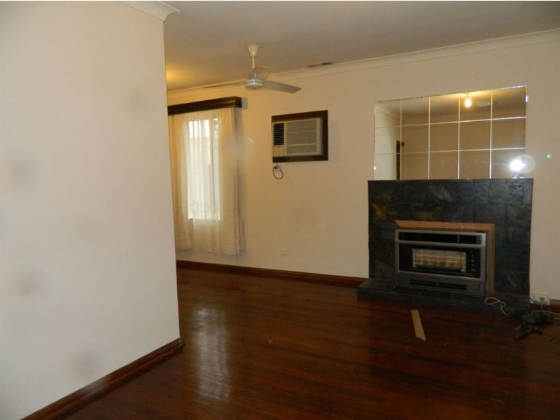 24 Lachlan Avenue, Woodville West SA 5011