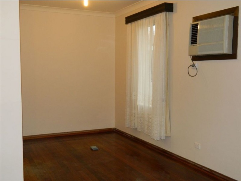 24 Lachlan Avenue, Woodville West SA 5011