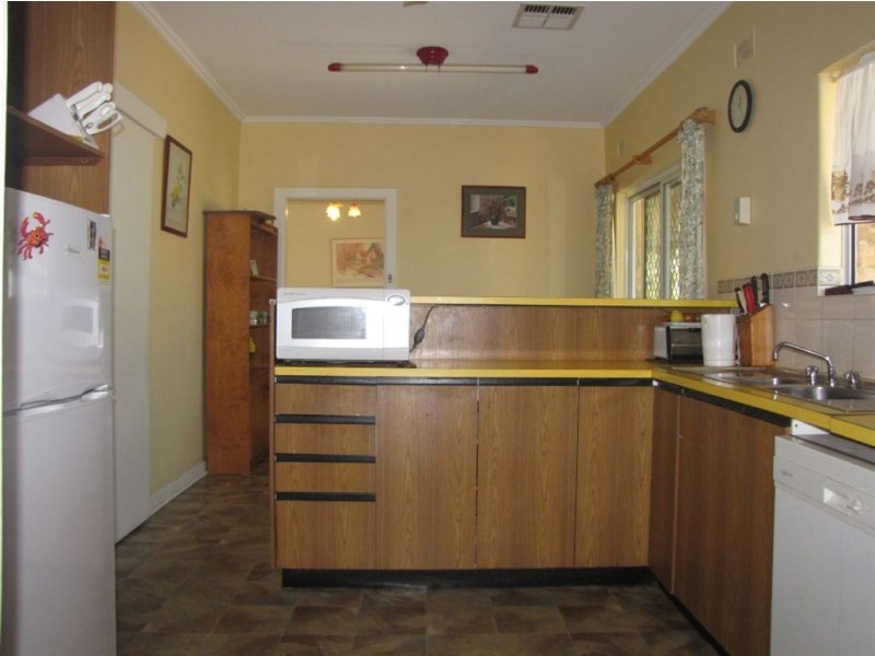 7 Starr St, Findon SA 5023