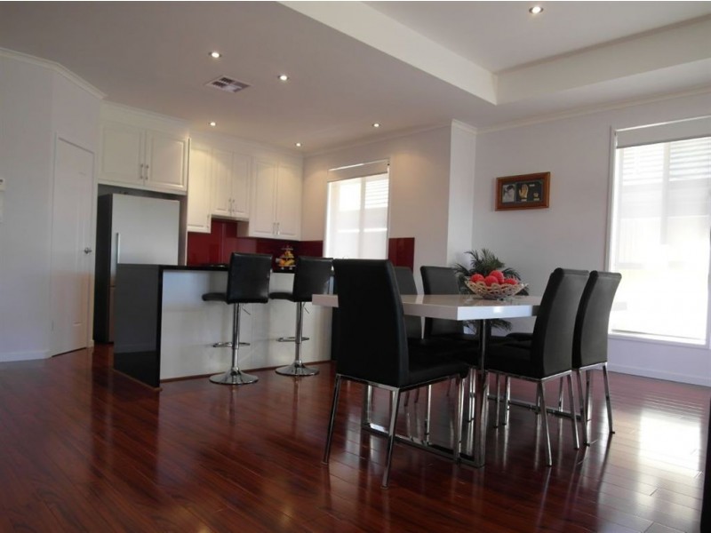 6 Yellow Gum Ave, Athol Park SA 5012