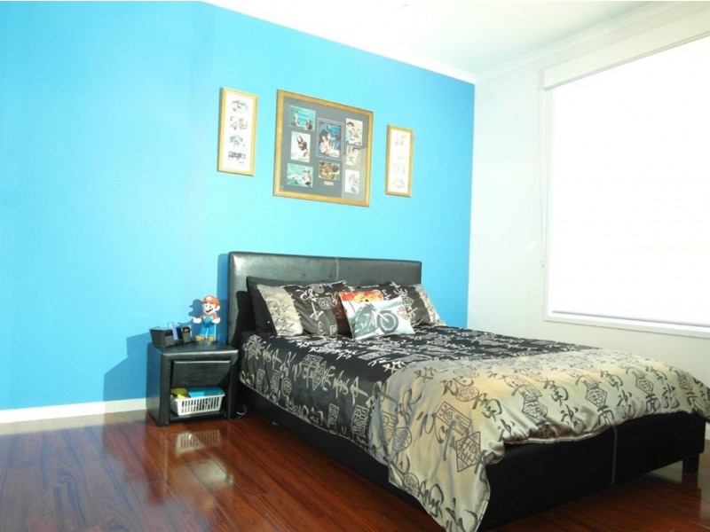 6 Yellow Gum Ave, Athol Park SA 5012