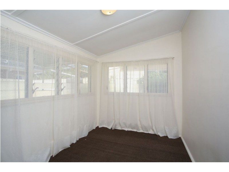 12 Goodall Avenue, Croydon Park SA 5008