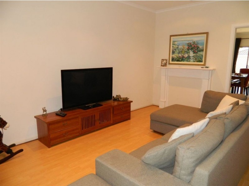 6 Corymbia Ave, Athol Park SA 5012