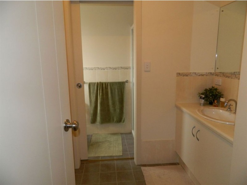 6 Corymbia Ave, Athol Park SA 5012