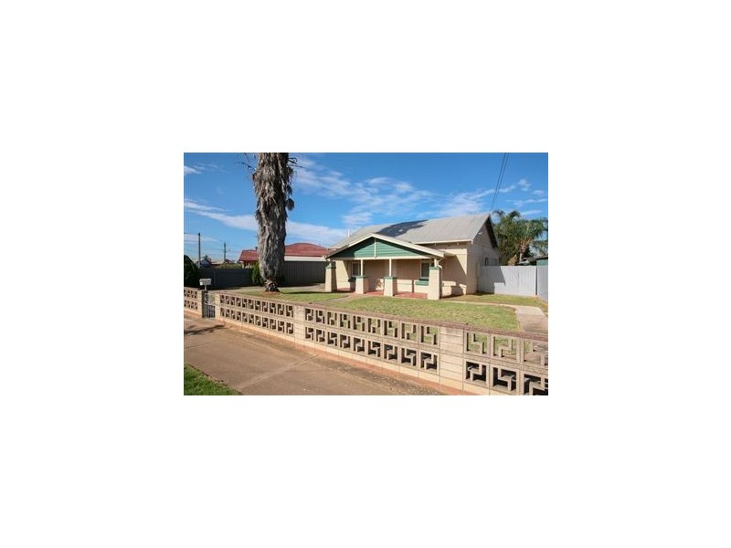 15 Price Ave, Pennington SA 5013