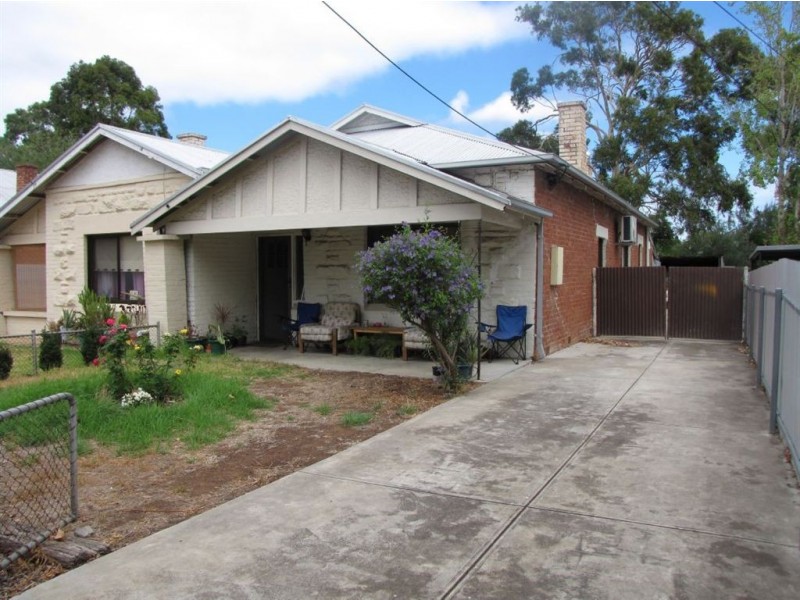 18 Farnham Road, Keswick SA 5035