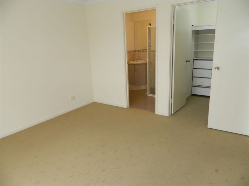 15 Byron Street, Mansfield Park SA 5012