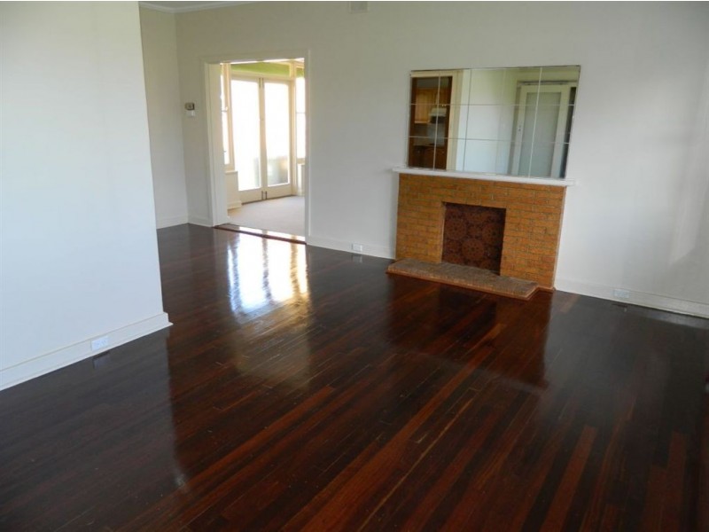 13 Drummond Avenue, Findon SA 5023