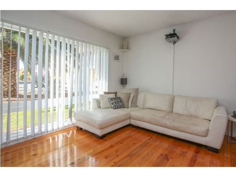 7/3 View Avenue, Seaton SA 5023