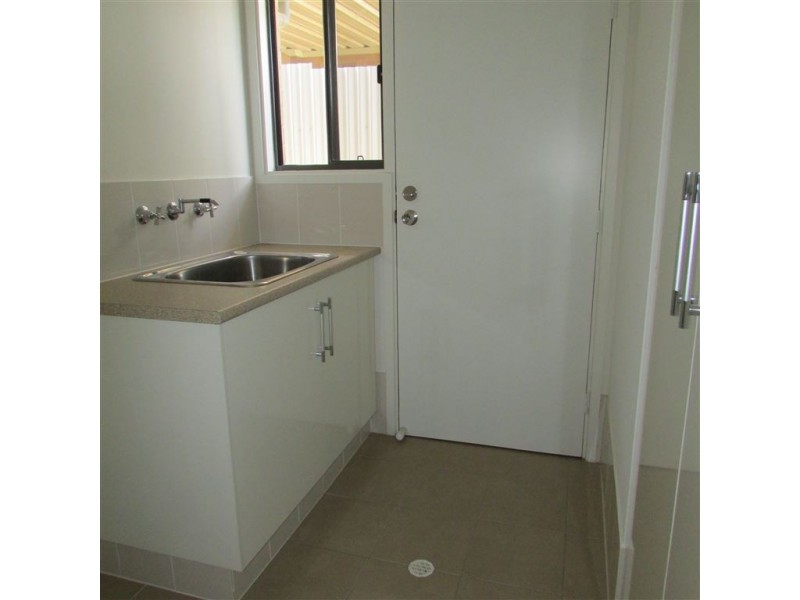 23a Cleve Street, Mansfield Park SA 5012
