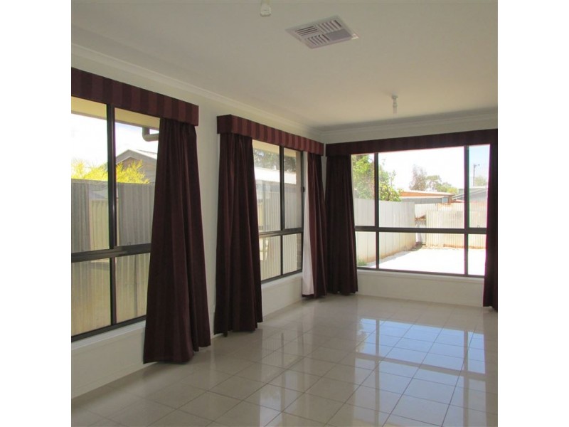 23a Cleve Street, Mansfield Park SA 5012