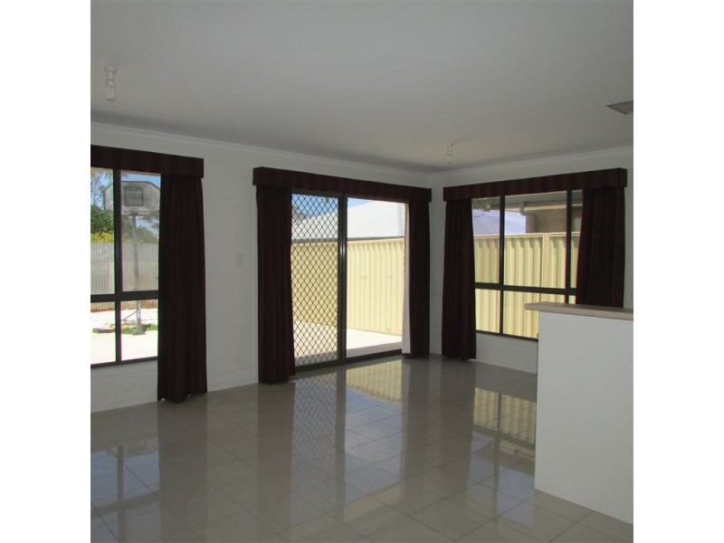 23a Cleve Street, Mansfield Park SA 5012