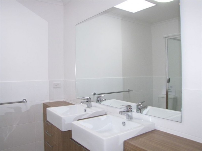 5 Kenmair (cnr Medika & Inglewood), Mansfield Park SA 5012