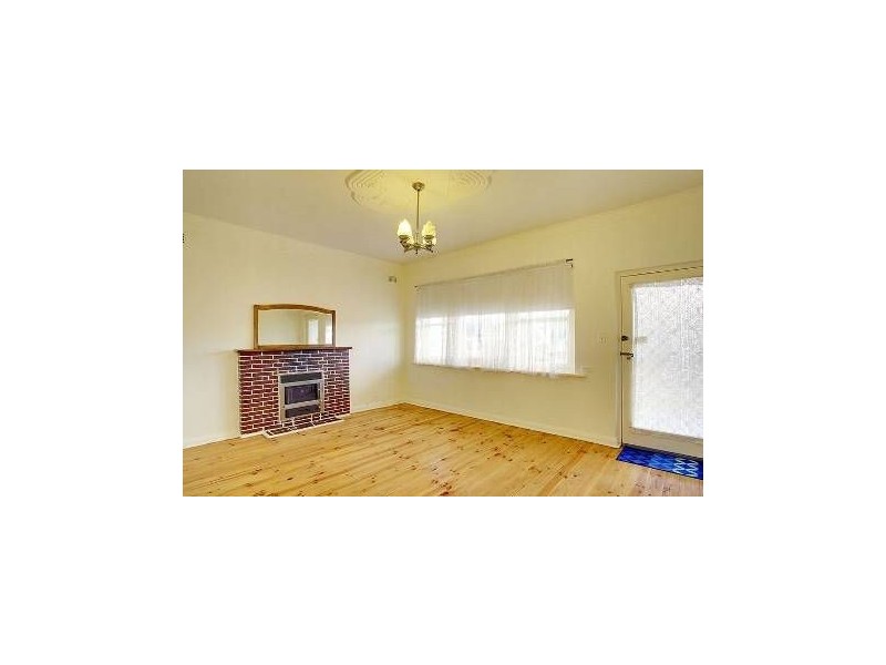 19 Lillian Street, Findon SA 5023