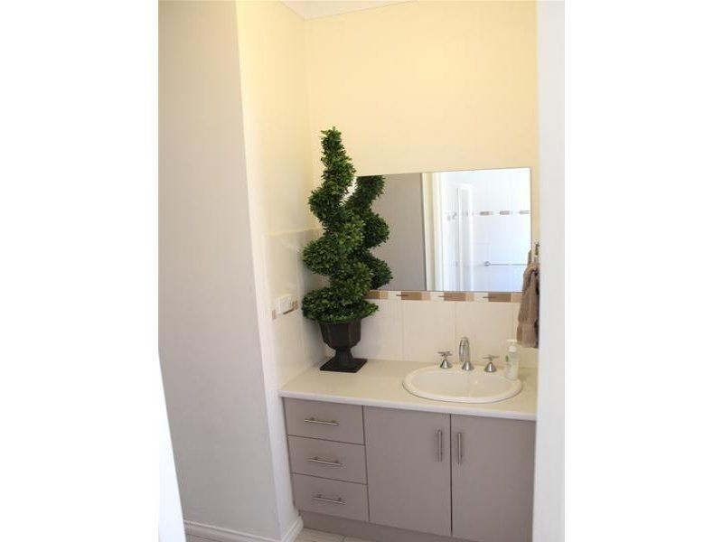 5 Pintillo Court, Burton SA 5110