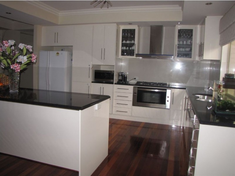 12 Tenth Avenue, Woodville North SA 5012